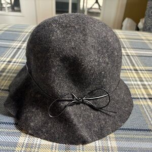 Filippo Catarzi Bucket Hat Winter 100% Wool Gray Black